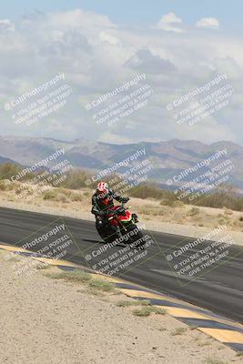 media/May-05-2025-Moto Forza (Mon) [[3c1838c5e5]]/2-B Group/Session 2 (Turn 7 Inside)/